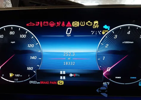 2025 Mercedes-Benz Gls 580 4Matic z USA, uszkodzony, nr VIN 4JGFF8FEXSB276957